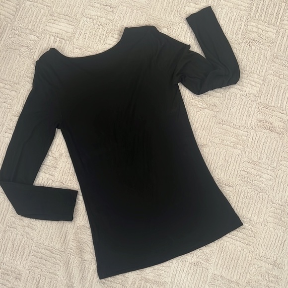 Banana Republic black long sleeve top cowl neck with button detail Size Small - Picture 12 of 16